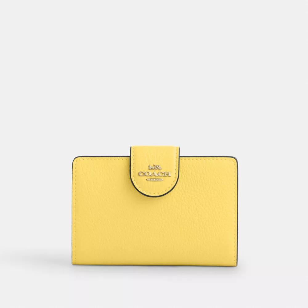 Coach Medium Corner Zip Wallet