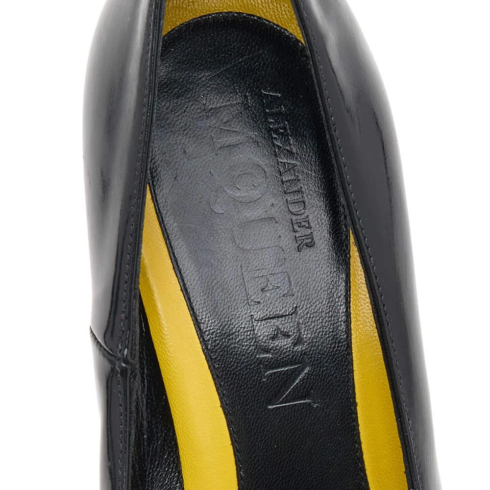 Alexander McQueen Alexander McQueen Black Patent Leather Pointed Toe Pumps Size 38 7