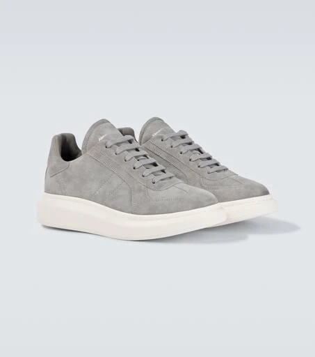 Alexander McQueen Oversized Retro suede platform sneakers 5