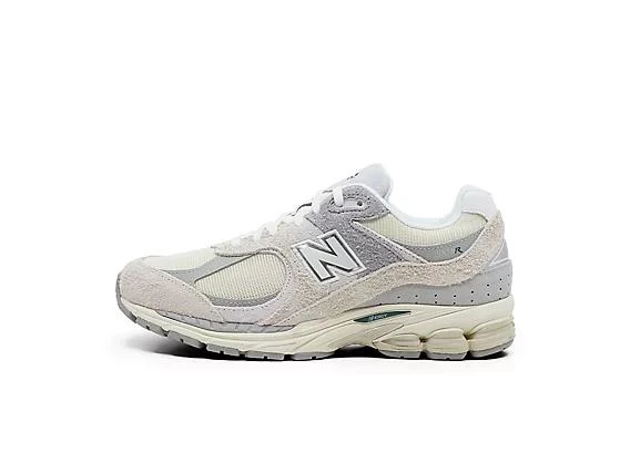 New Balance 2002R 3