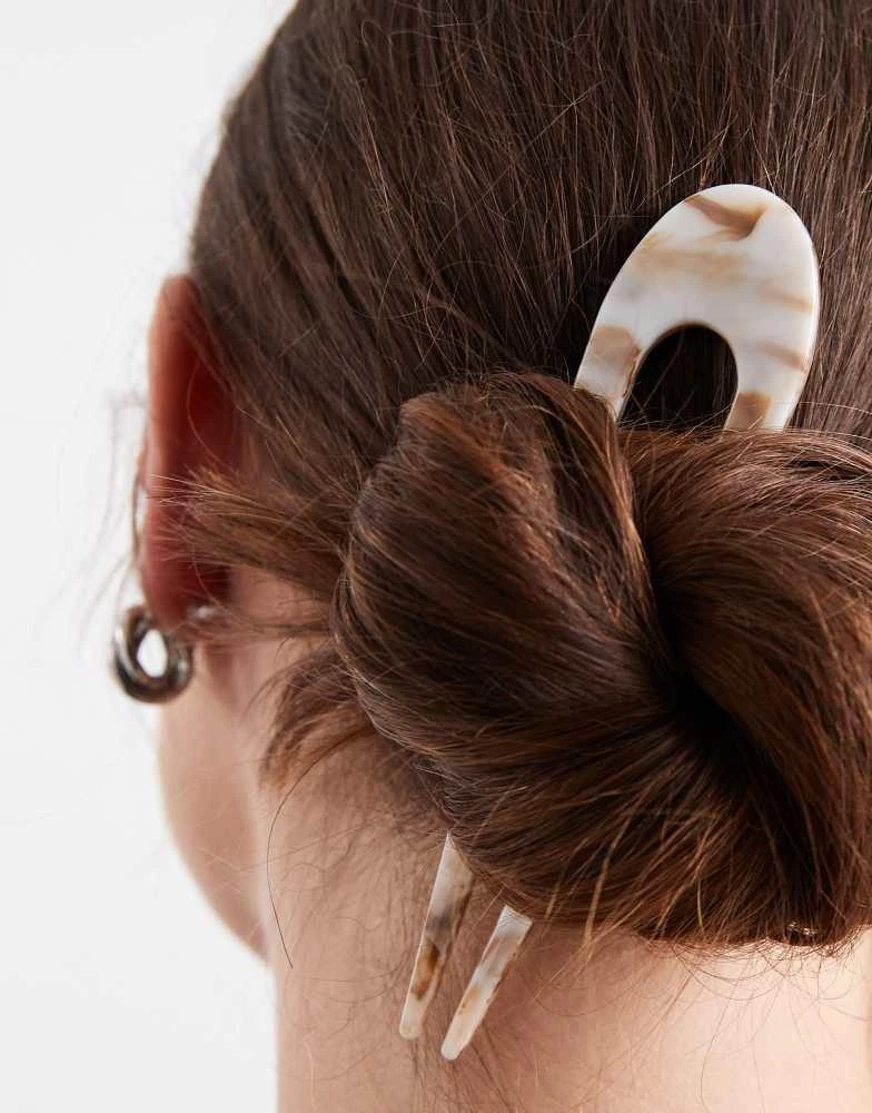 ASOS ASOS DESIGN mixed resin French pin in multi 3