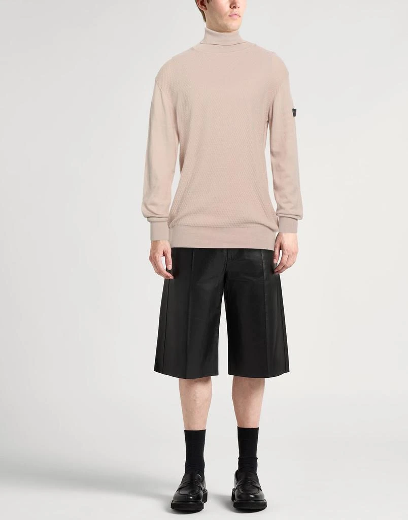 PEUTEREY Turtleneck 2