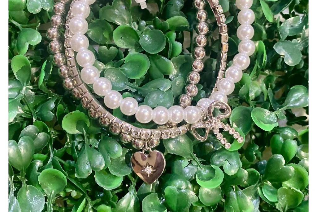 MiMi Wholesale Mimi Wholesale - Women
s Three Piece Pearl Beaded Stretchy Bracelet 2