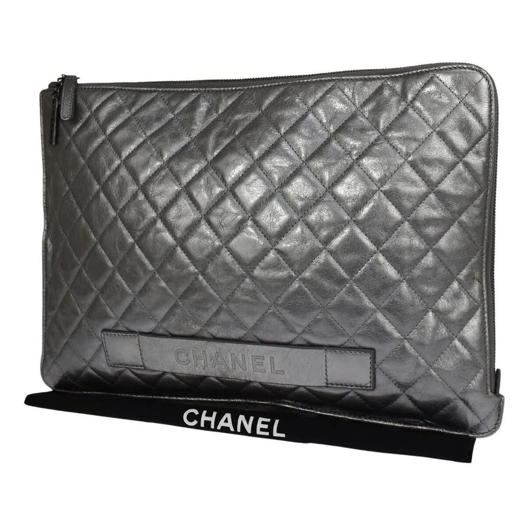 Chanel Ipad Pouch Quilted Lambskin Leather Clutche 
Pouche Bag (Pre-Owned)