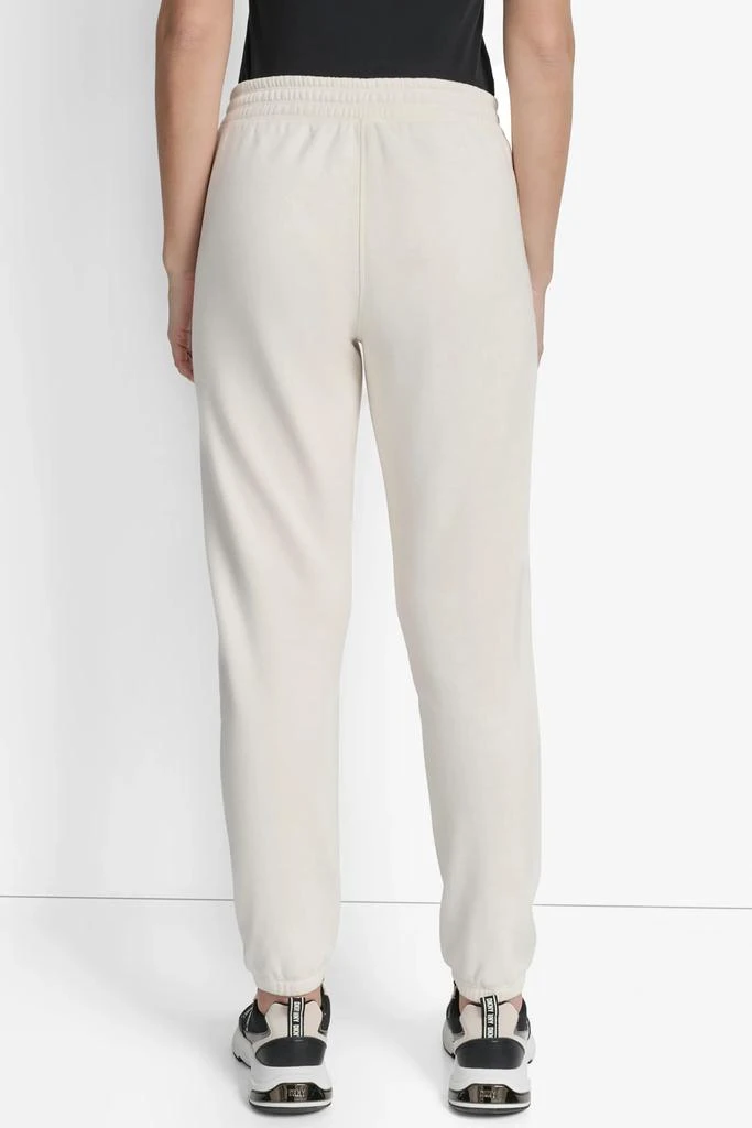 DKNY LOGO-EMBOSSED SLIM JOGGER 2