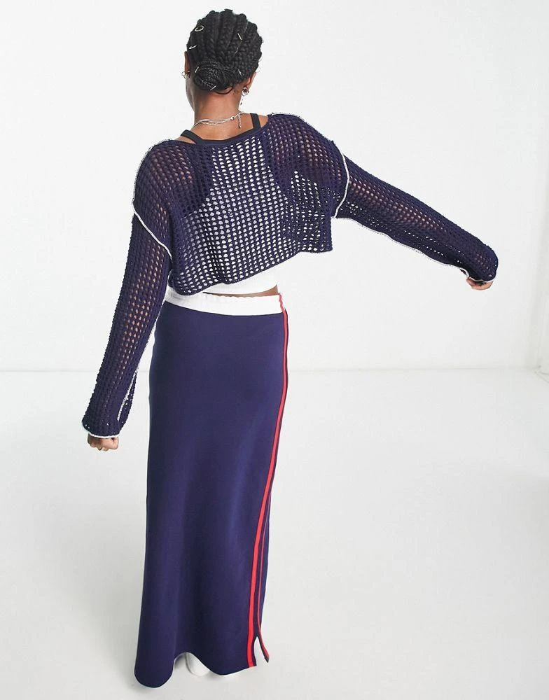 Jaded London Jaded London elasticated waist sporty midi skirt in navy 3