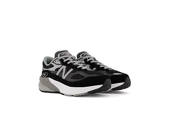 New Balance FuelCell 990v6