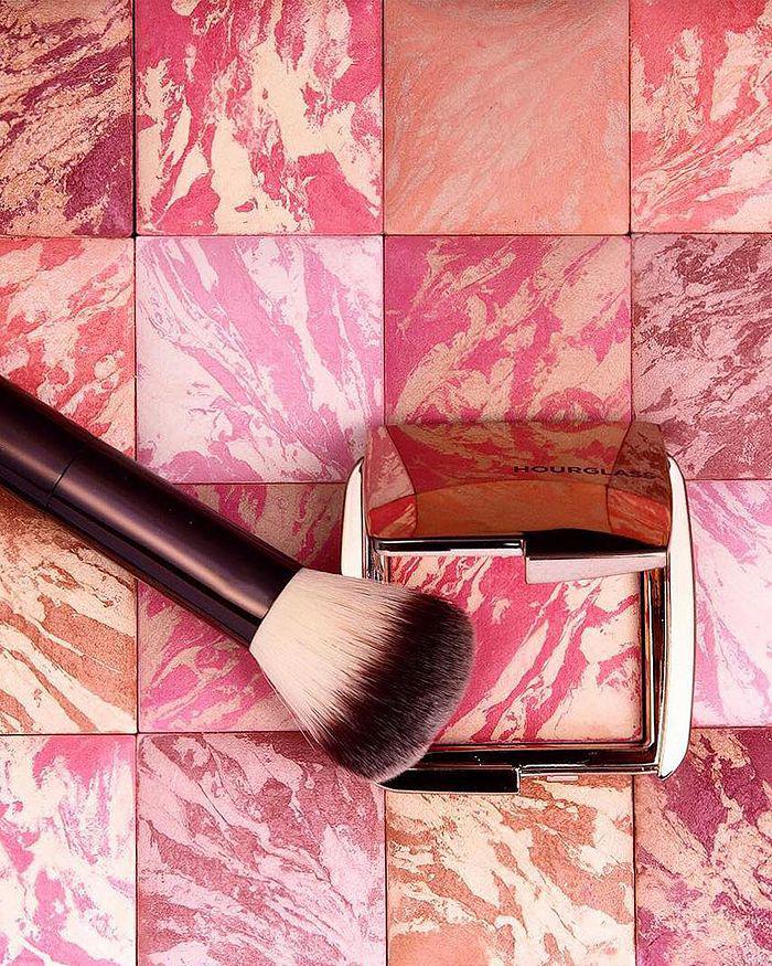 HOURGLASS Ambient™ Lighting Blush