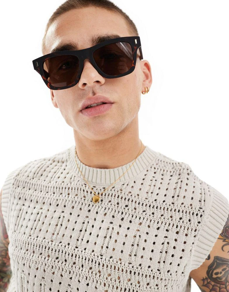 Bershka Bershka knitted sweater vest in grey 4