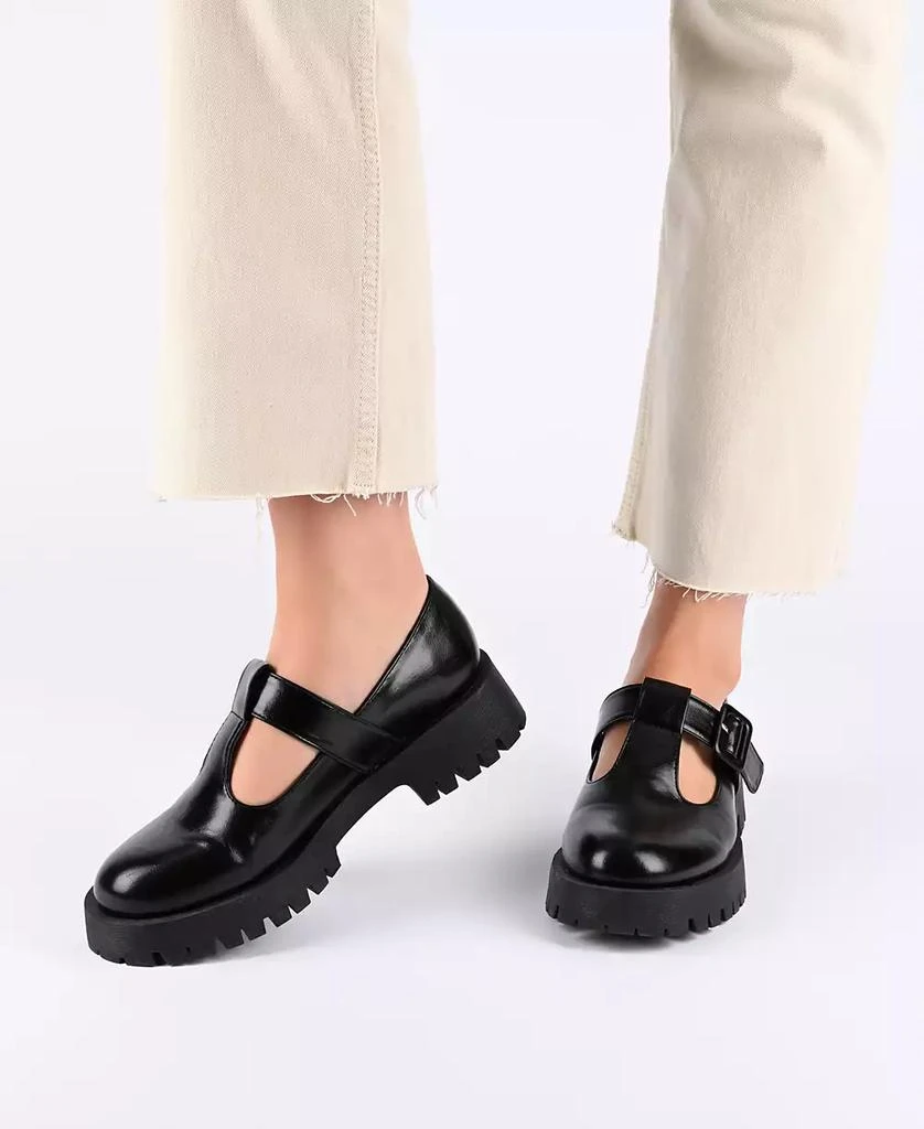 Journee Collection Women's Suvi Treaded Sole Mary Jane Flats 6
