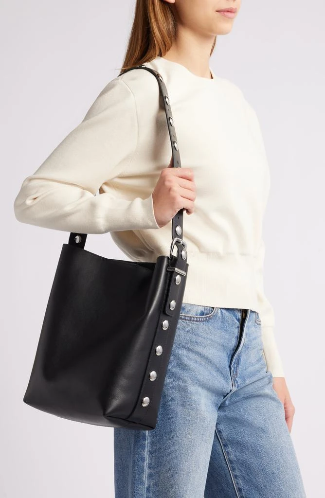 Madewell The Essential Medium Bucket Tote 2