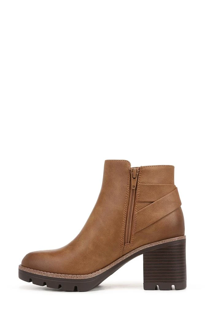 Naturalizer Madalynn Bootie 10