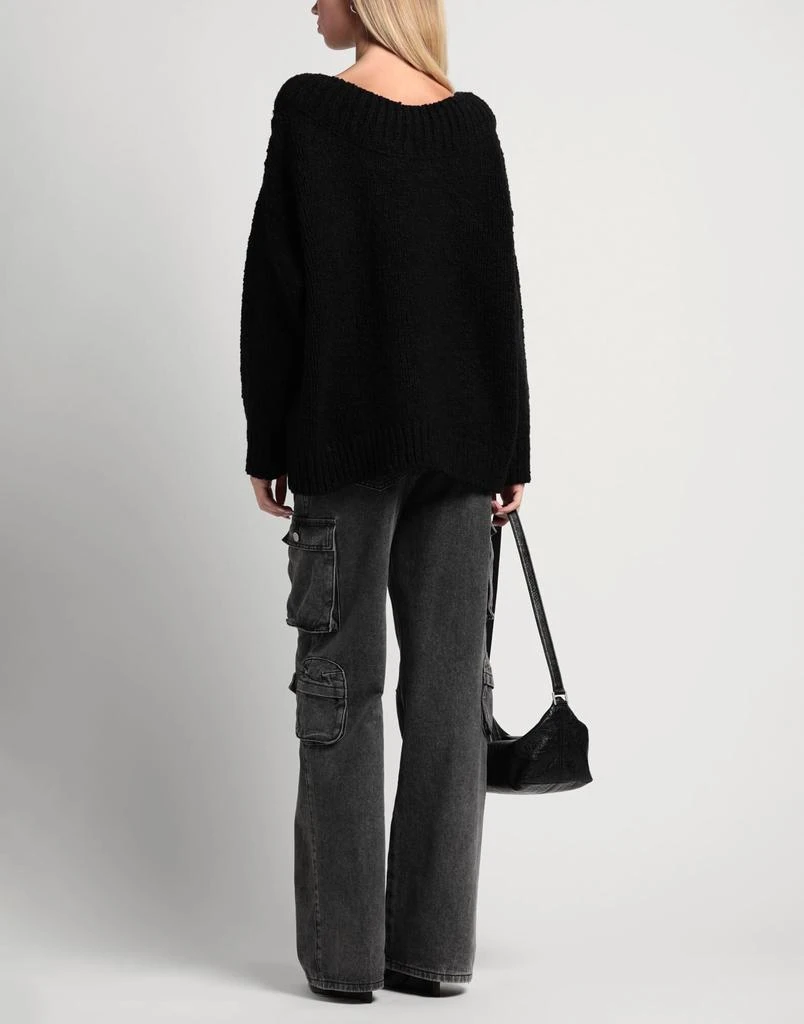 Dolce
Gabbana Sweater 4