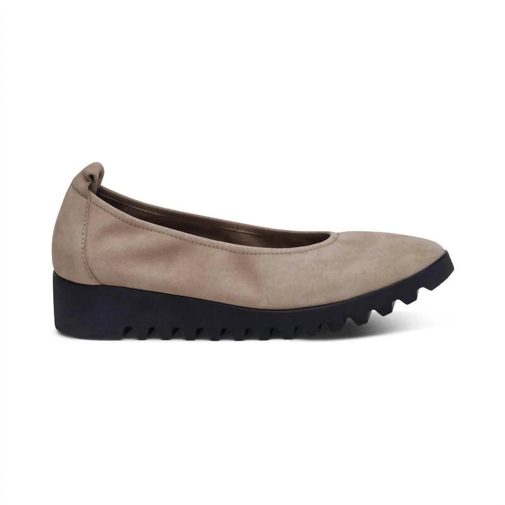 Aetrex Brianna Slip-On Ballet Flat In Taupe 2