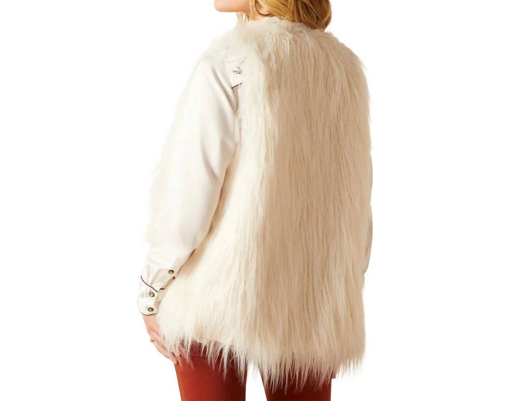 Ariat Ariat - Fae Faux Fur Vest