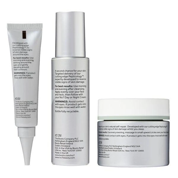 No7 Future Renew™ Damage Reversal Skincare Kit 2