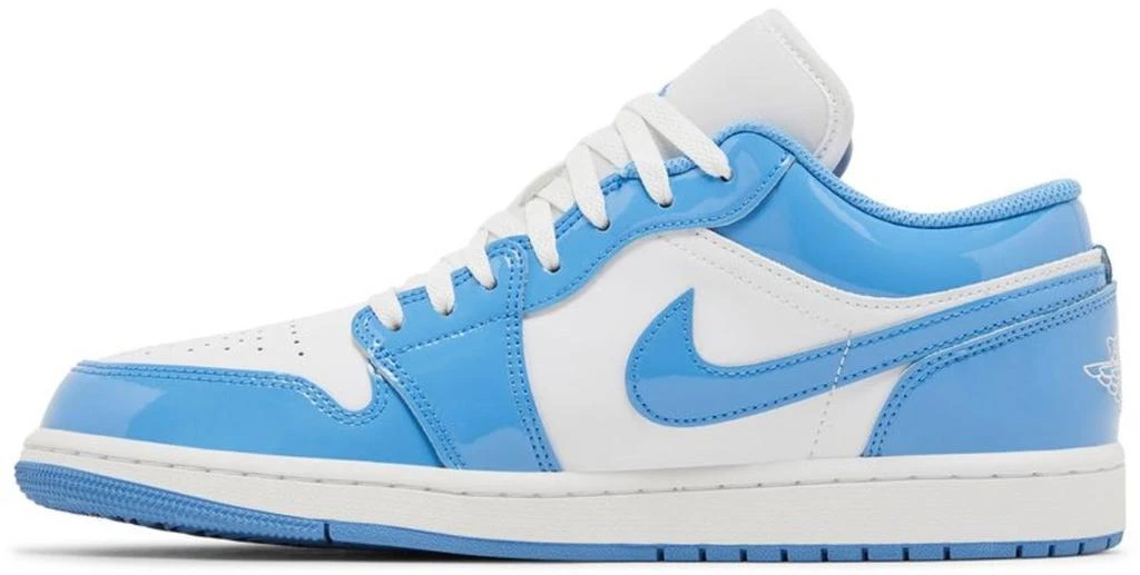 Jordan 1 Low SE White Legend Blue 2