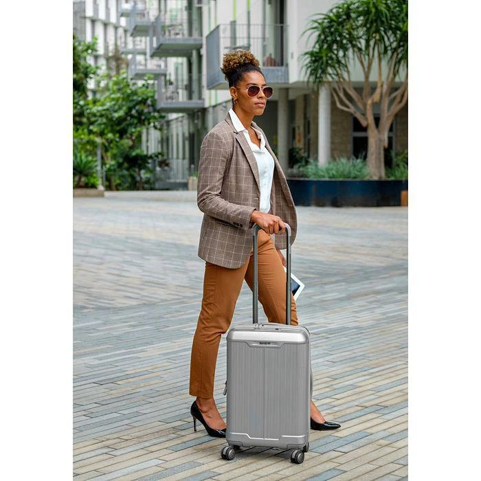 Samsonite Silhouette 17 Expandable Spinner Suitcase 6