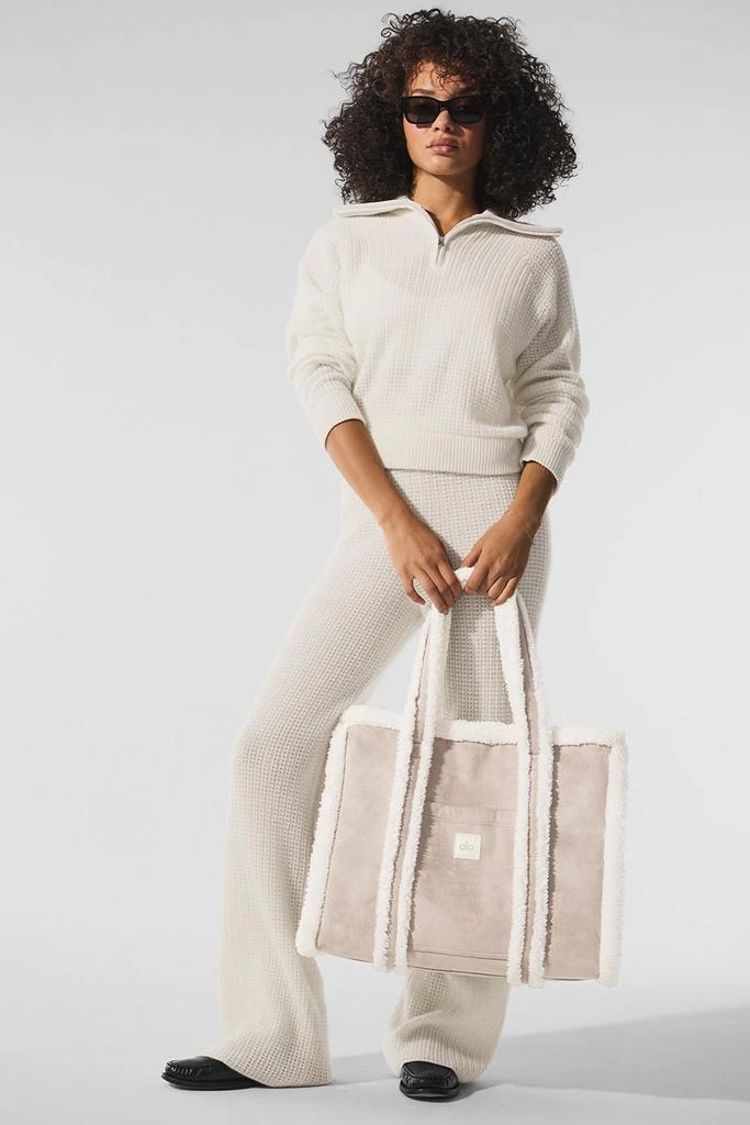 Alo Winterfun Tote Bag - Oat/Ivory 4