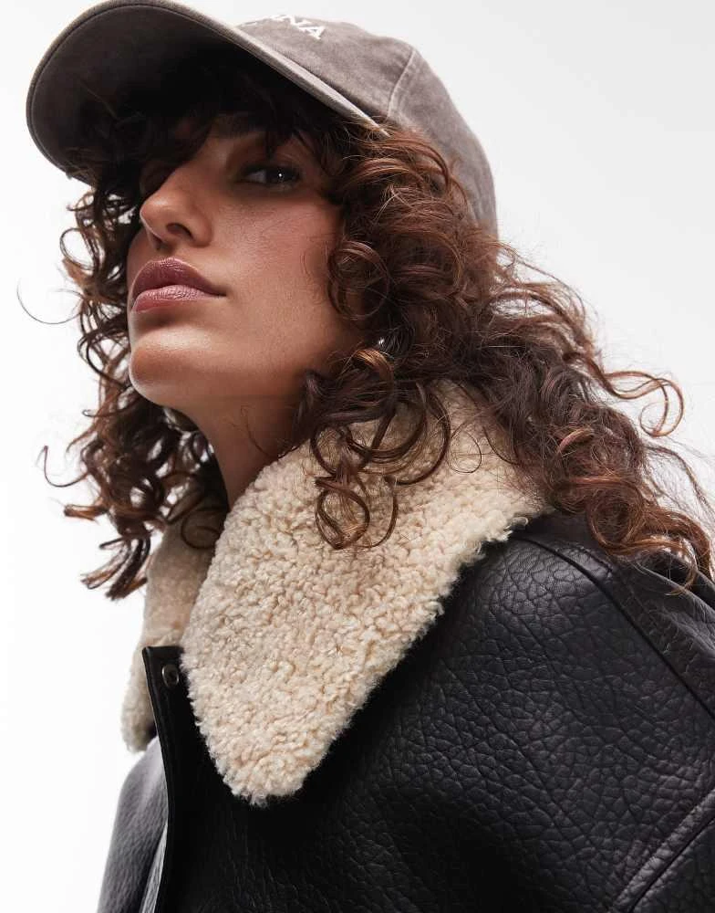 Topshop Topshop bubble faux leather jacket with detachable borg collar in black 3