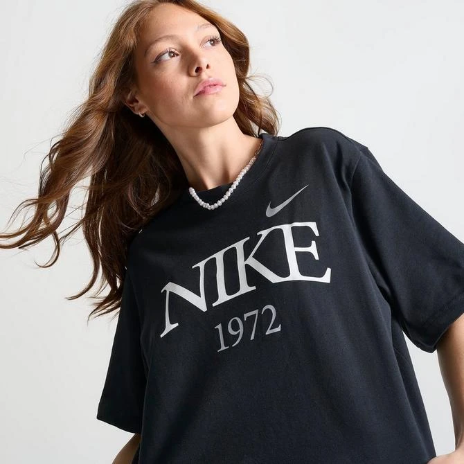 NIKE Women's Nike Sportswear Classic Boxy T-Shirt 5