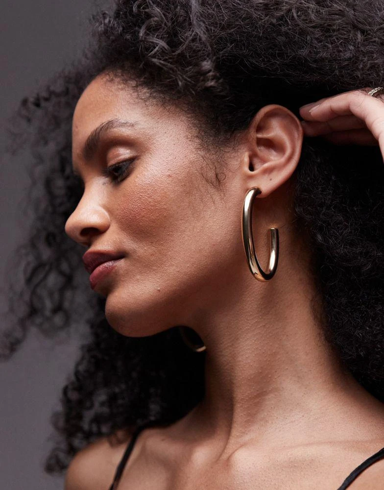 Topshop Topshop Ellis oversized hoop earrings in gold tone 3