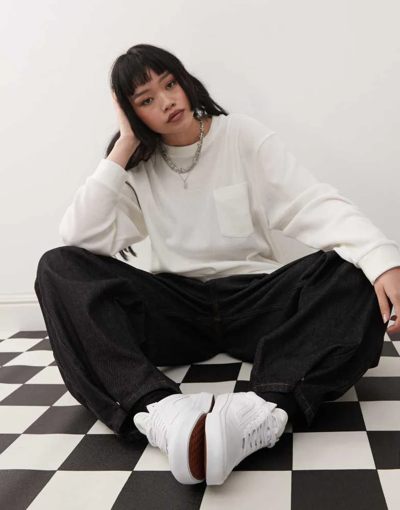 Vans Vans Old Skool faux leather trainers in triple white 3