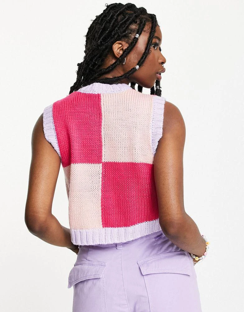 The Ragged Priest The Ragged Priest cropped retro knitted vest with crochet heart 2
