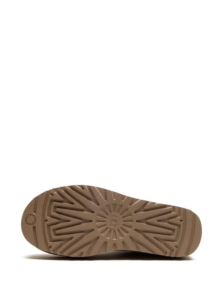 UGG Woman Classic Ultra Mini Platform Boots 2