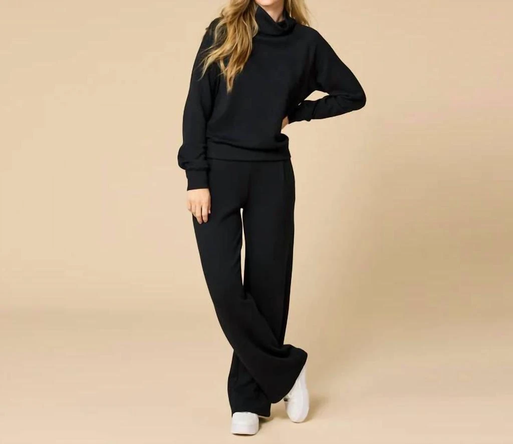 SOFTiES Softies - Dreamtech Mock Neck With Pleat Pant