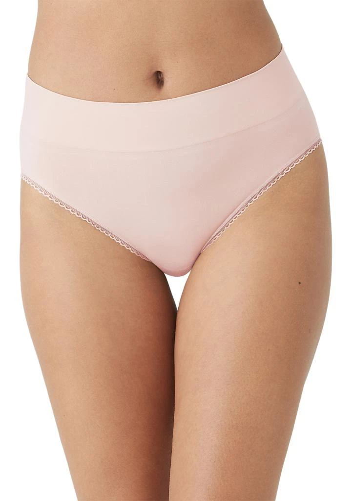 Wacoal Feeling Flexible Seamless Hi Cut Briefs