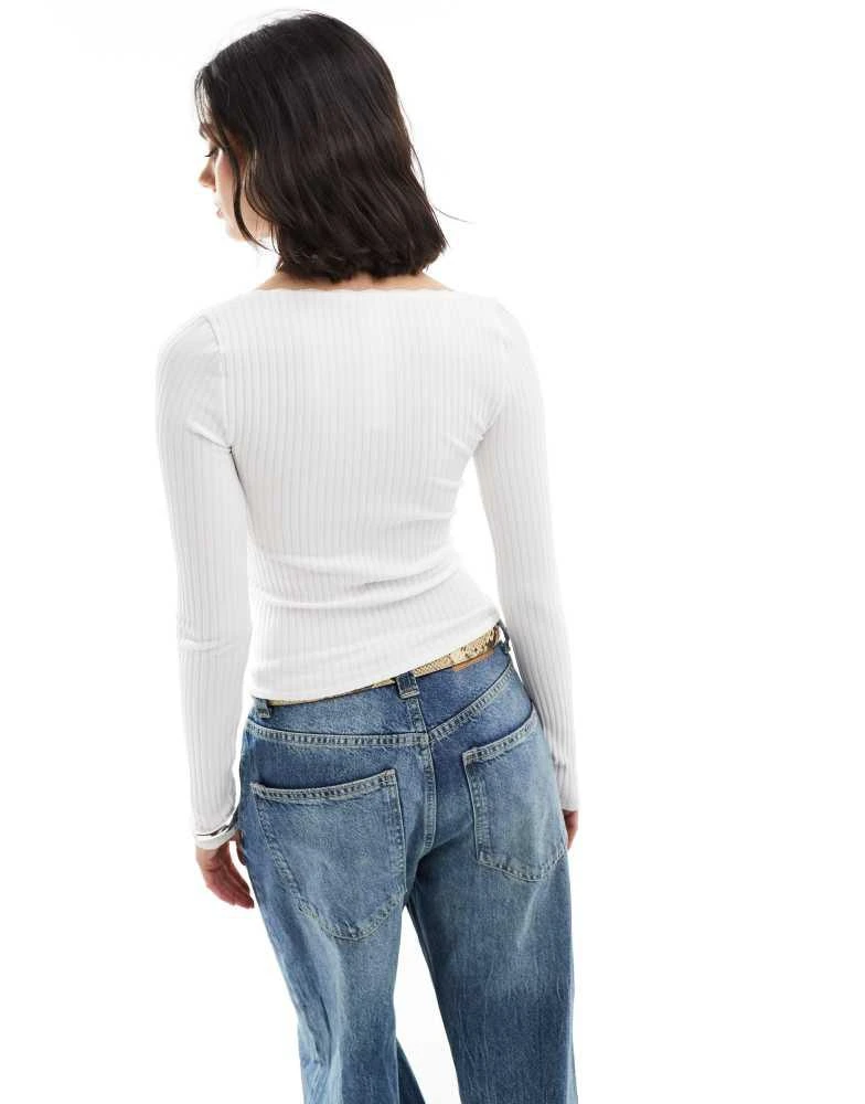 Stradivarius Stradivarius v neck long sleeve jersey top in white 3