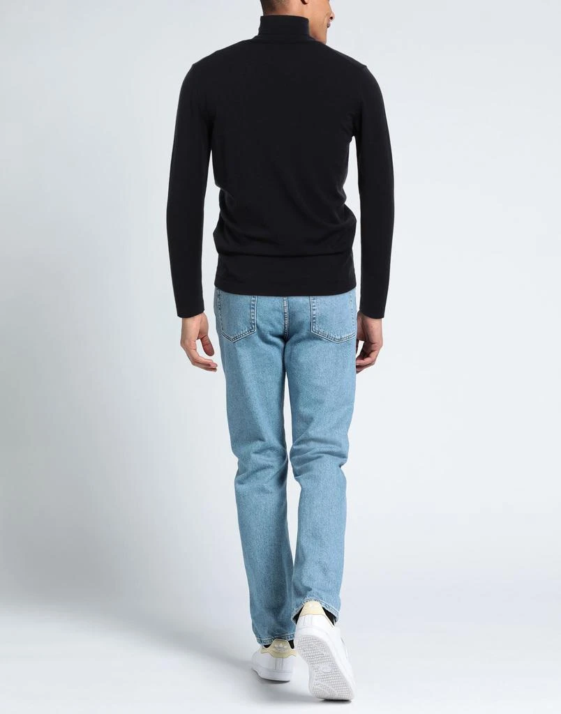 JEORDIE
S Turtleneck 3