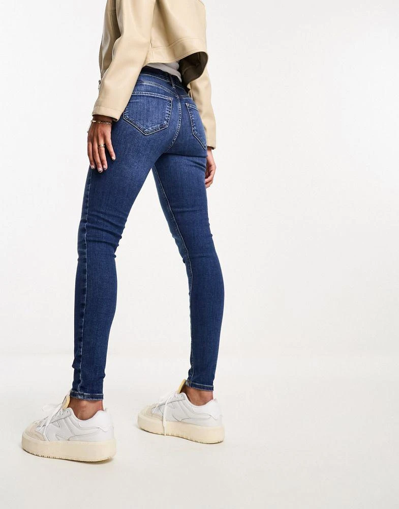 River Island River Island Molly mid rise sculpt skinny jeans in mid blue wash 3