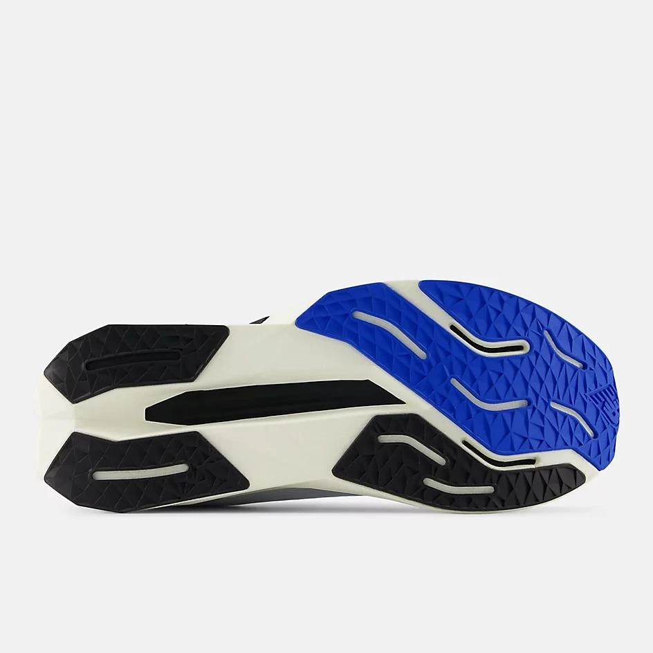 New Balance FuelCell Propel v5 6