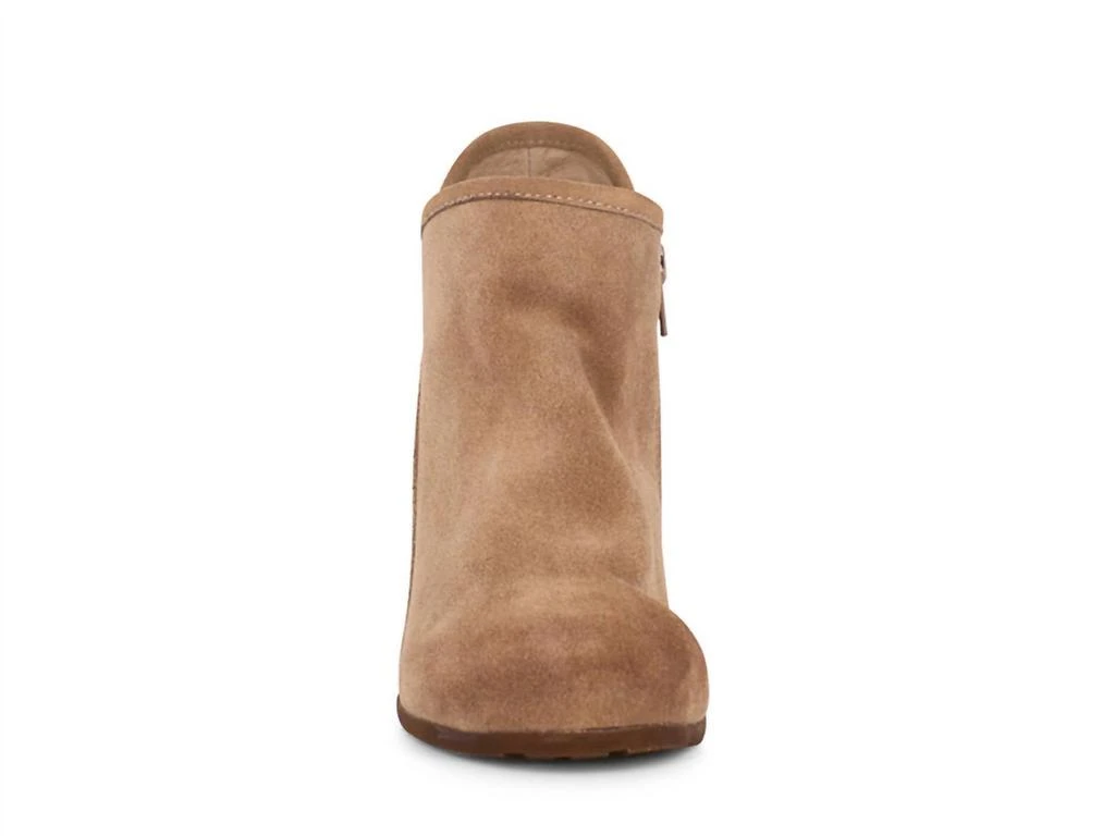 CHOCOLAT BLU Chocolat Blu - Women's Dalia Heeled Bootie 5