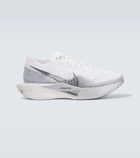 NIKE Vaporfly 3 running shoes 1