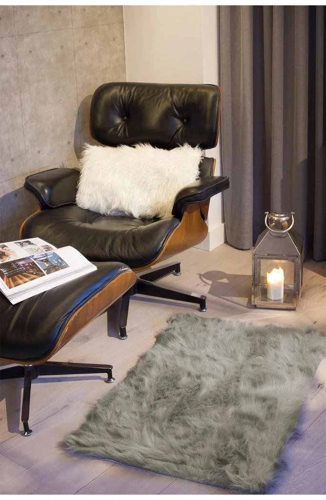 LUXE Faux Fur Hudson Rectangular Rug - 2ft x 3ft - Grey 2