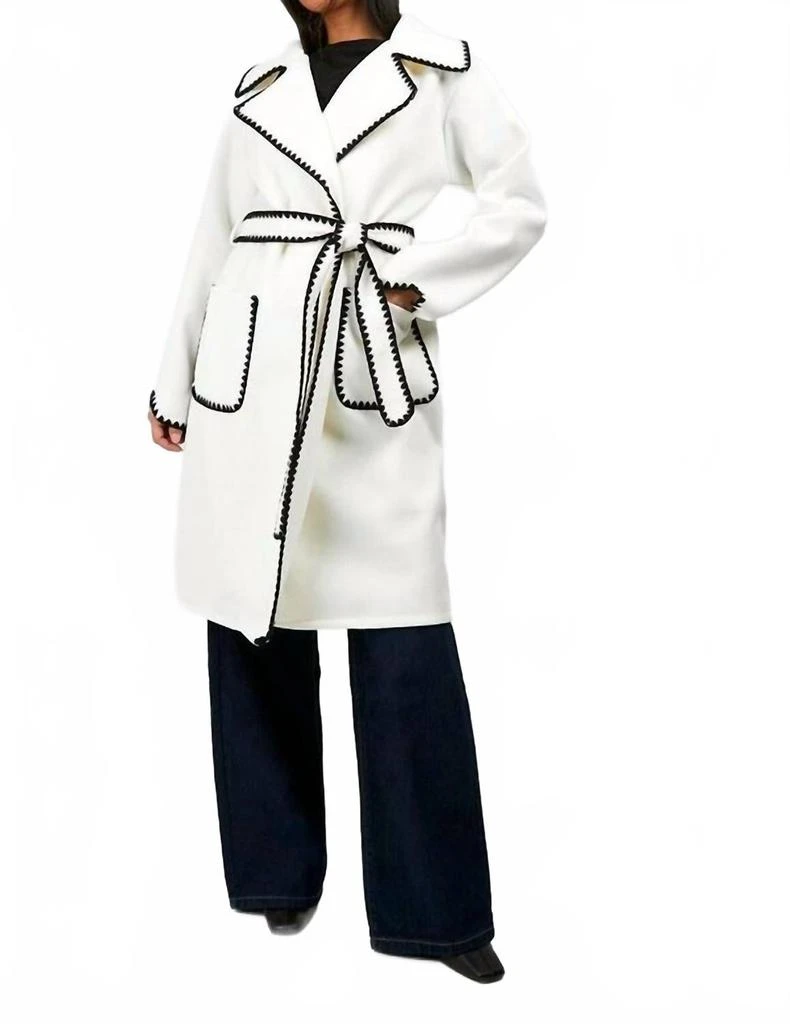 ASTRID Taylor Knit Trench Coat In Cream