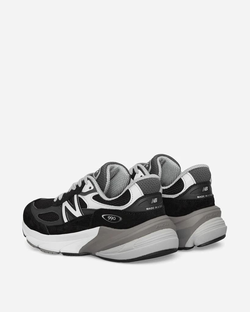 New Balance Women's Made in USA 990v6 Sneakers Black / White 5