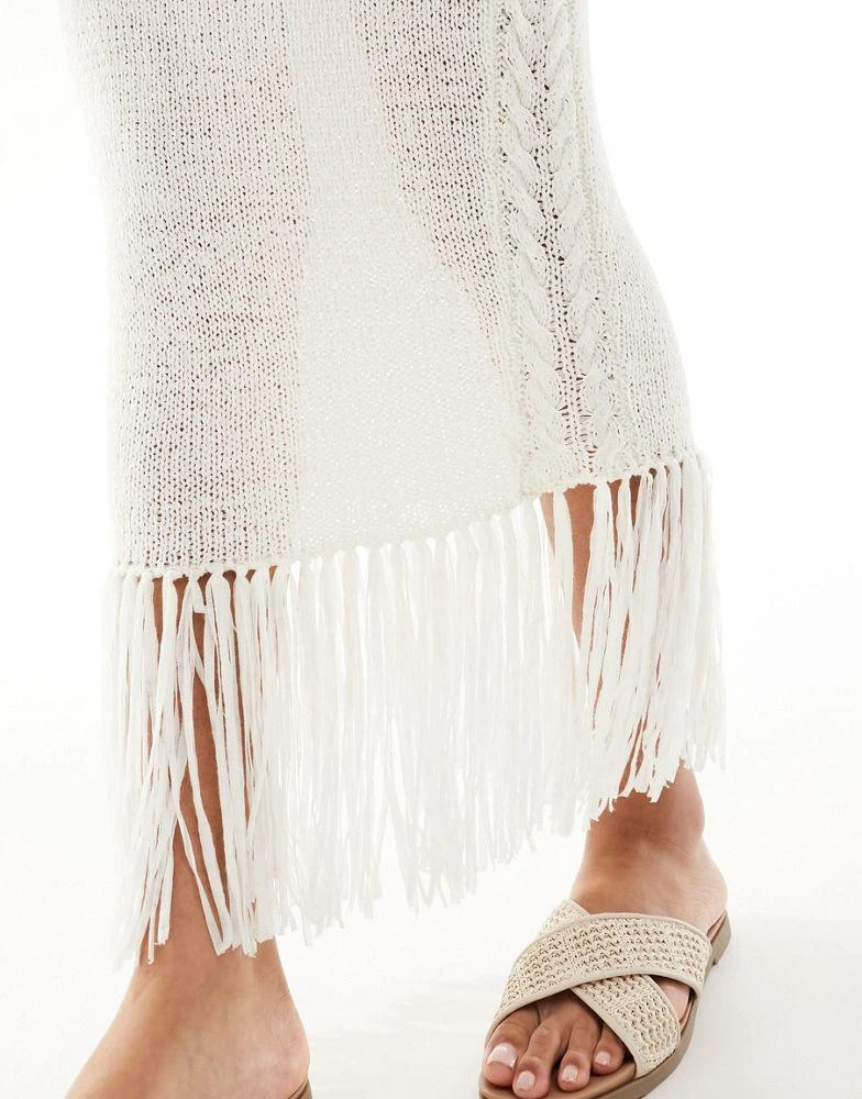 In The Style In The Style x Georgia Louise fine knit halterneck tassel hem midaxi dress in cream 3