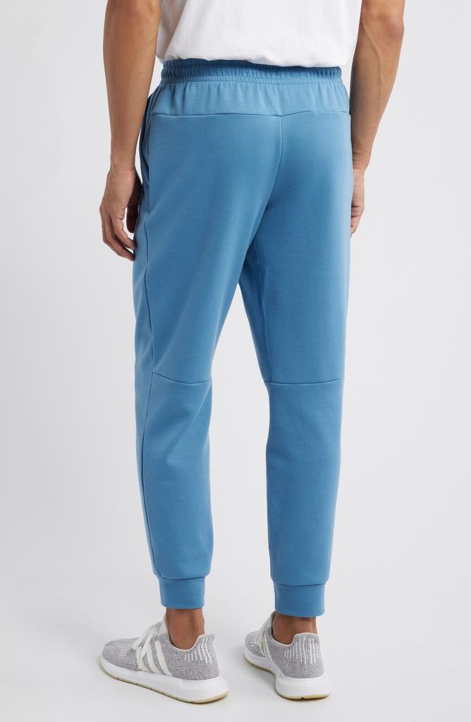NIKE Primary Dri-FIT Joggers