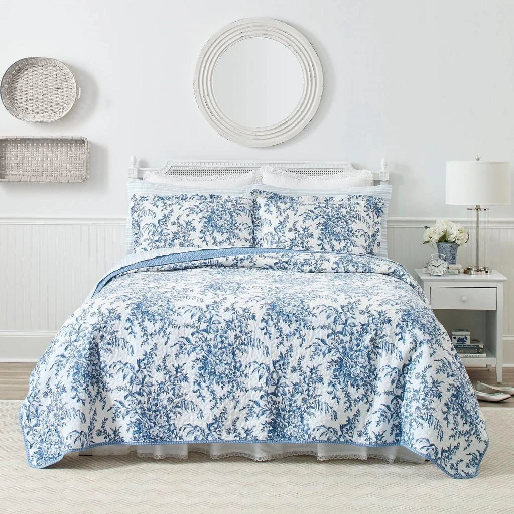 Hivvago King size 3 Piece Bed-in-a-Bag Reversible Blue White Floral Cotton Quilt Set