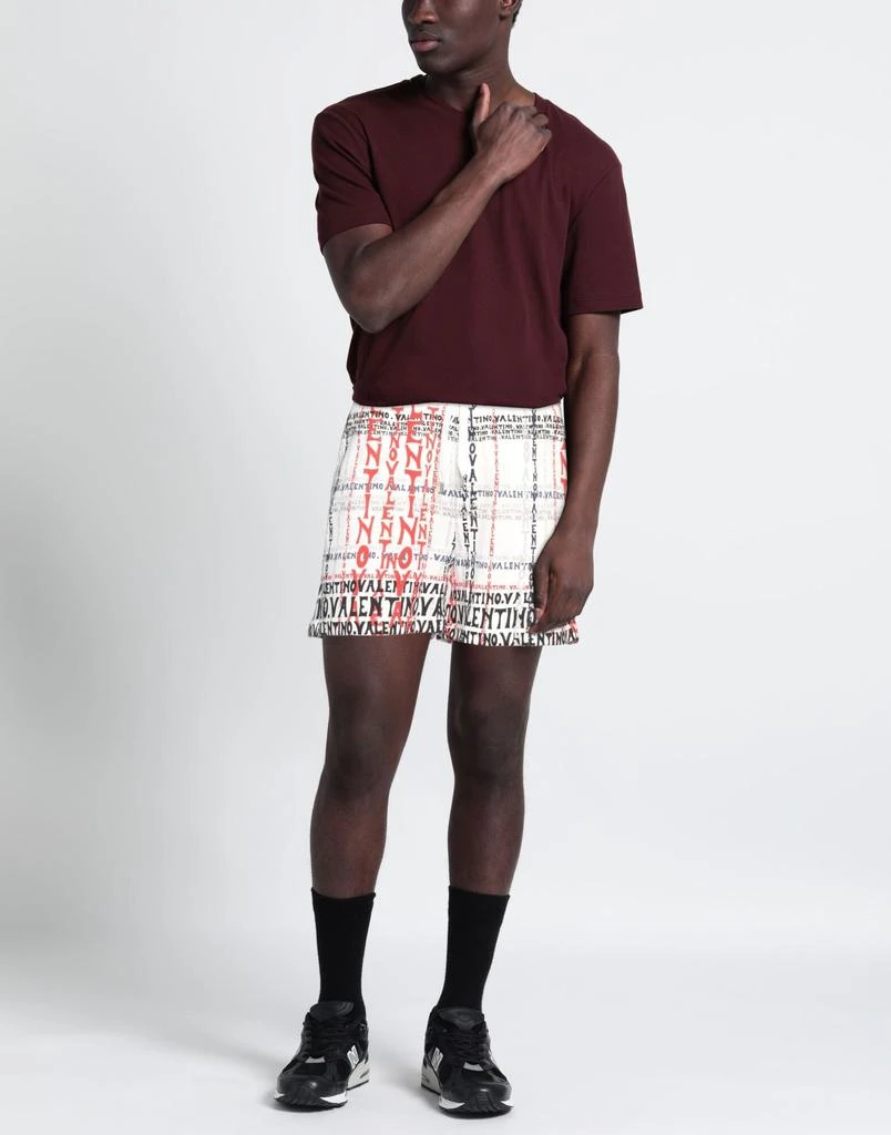 Valentino Shorts
Bermuda 2