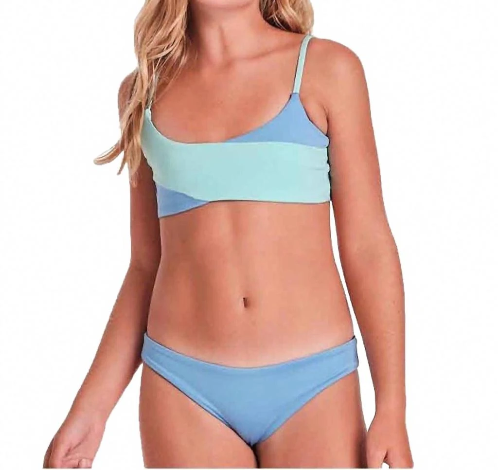 Submarine Girls
 Line Crossed Bikini Set In Acqua