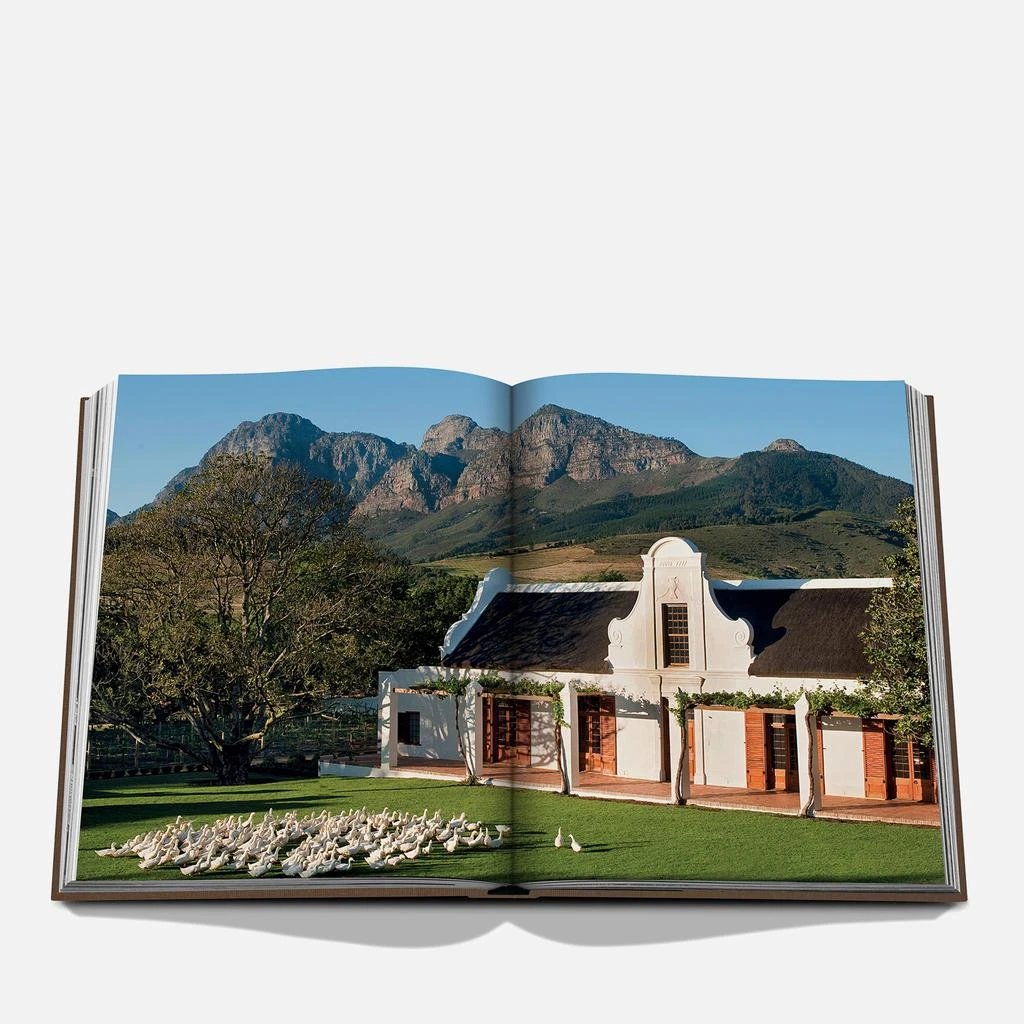 Assouline : Secret Stays, Pioneering Hosts of The New Chic 7