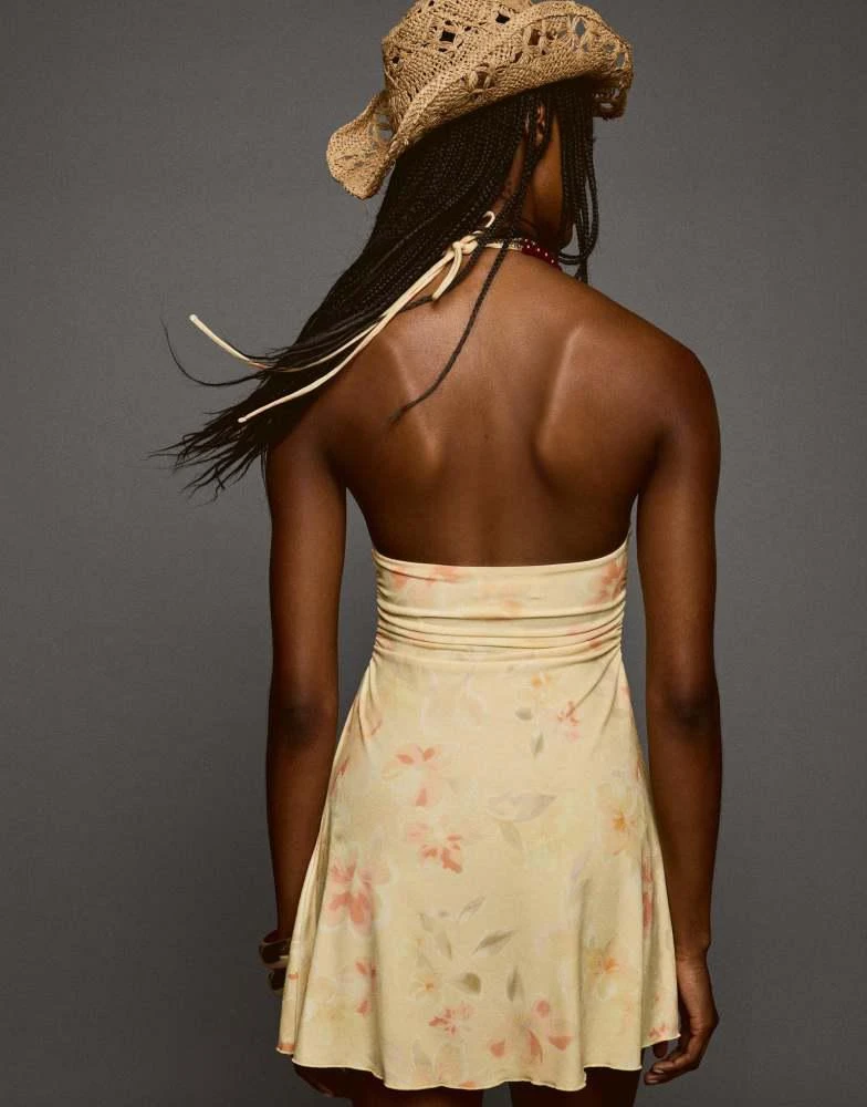 Shop Bershka printed midi halter dress in yellow on Sale at BeyondStyle   Get 51% Off Bershka printed midi halter dress in yellow with Limited-Time  Flash Deals, Exclusive Discounts, and Special Offers.