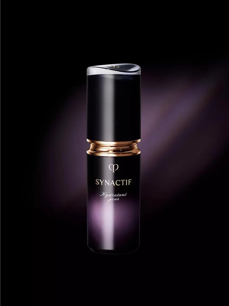 Clé de Peau Beauté Synactif Enriched SPF 19 Daytime Moisturizer 3