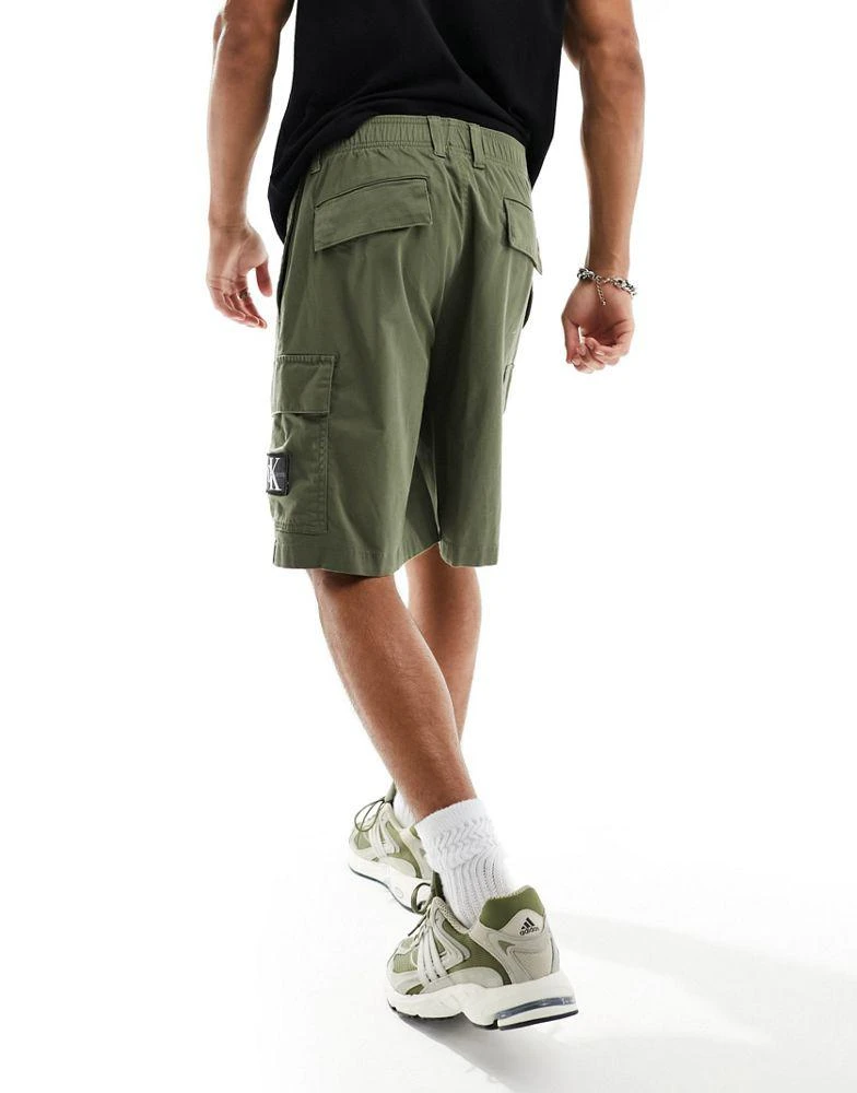 Calvin Klein Calvin Klein Jeans cargo shorts in olive green 2