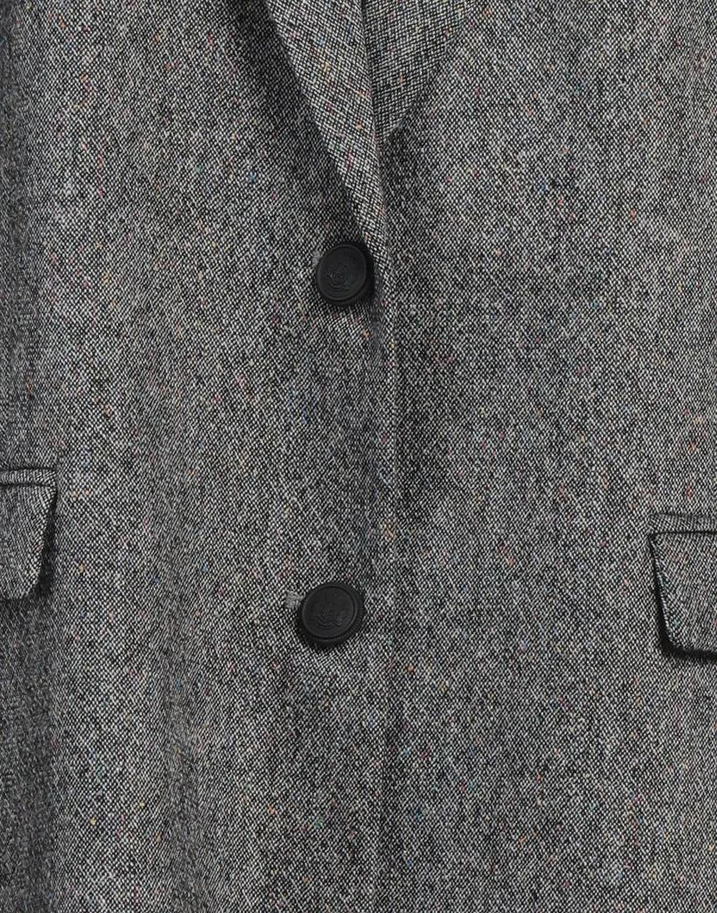 ATTIC AND BARN Blazer 4